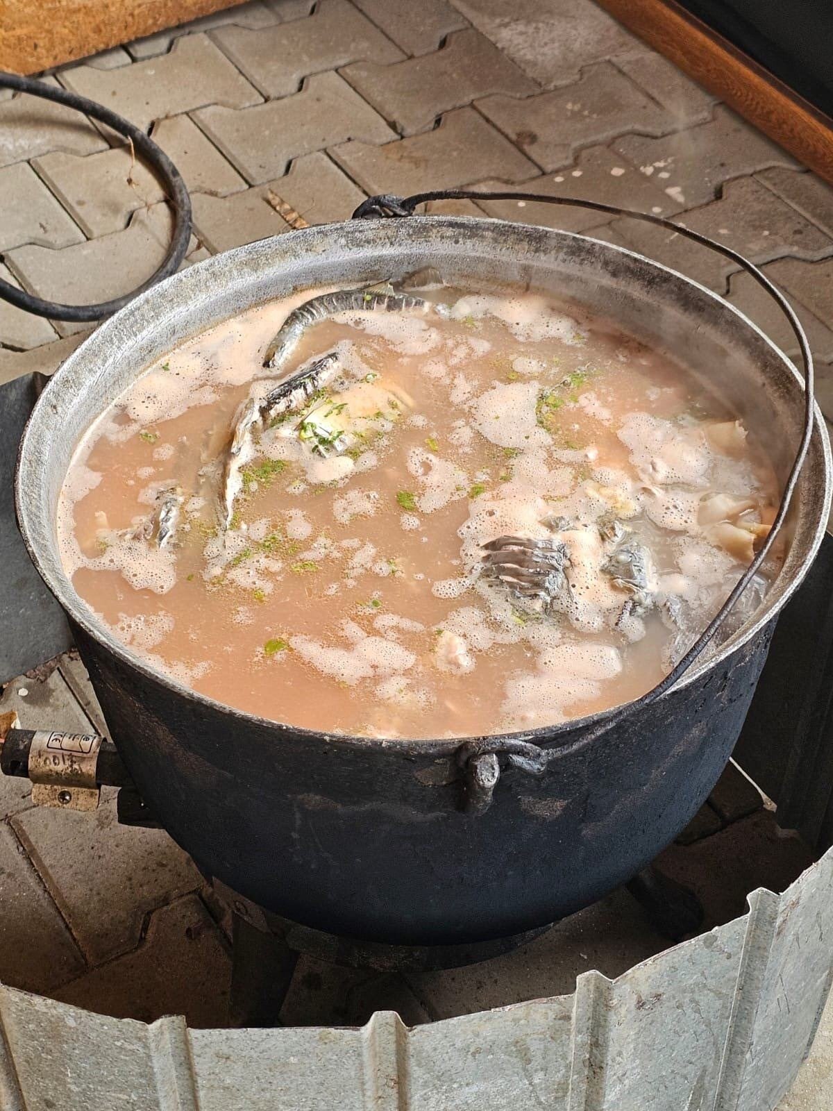 Ciorbă pescărească
